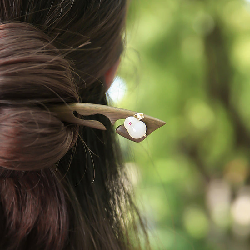 Sandalwood Rabbit Hair Stick