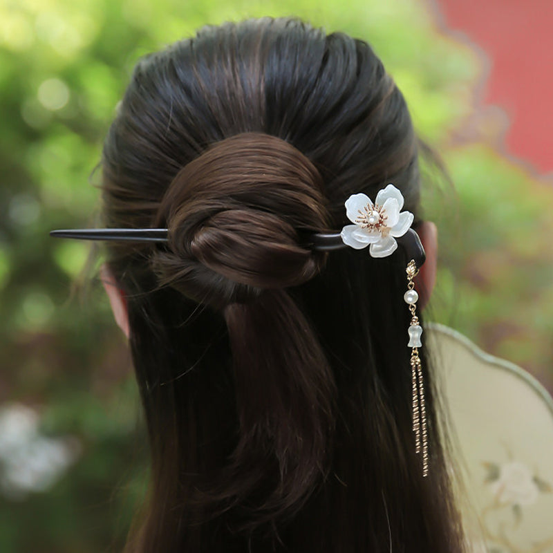 Ebony Snowflower Hair Stick