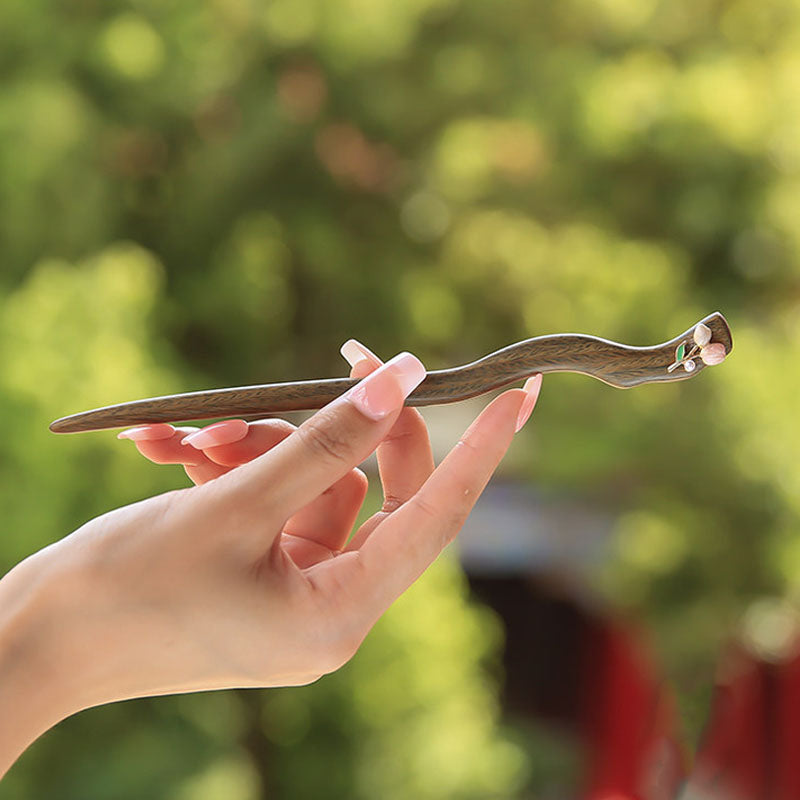 Tulip Branch Green Hair Stick