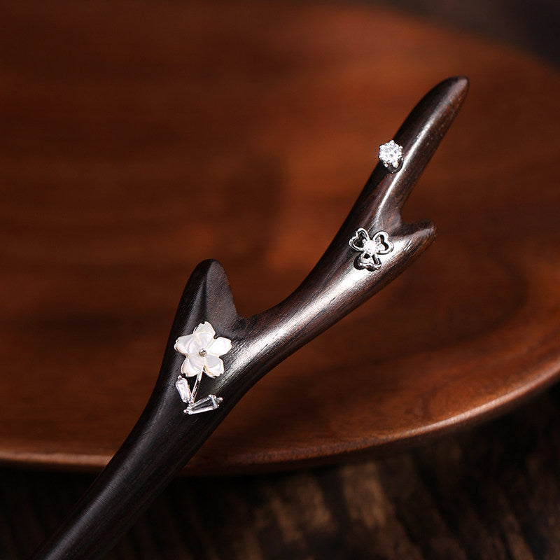 Minimal Blossom Hair Stick