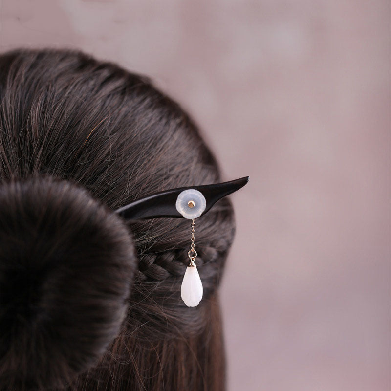 Calm White Hair Stick