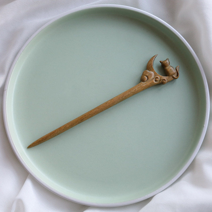 Moonlit Cat Hair Stick