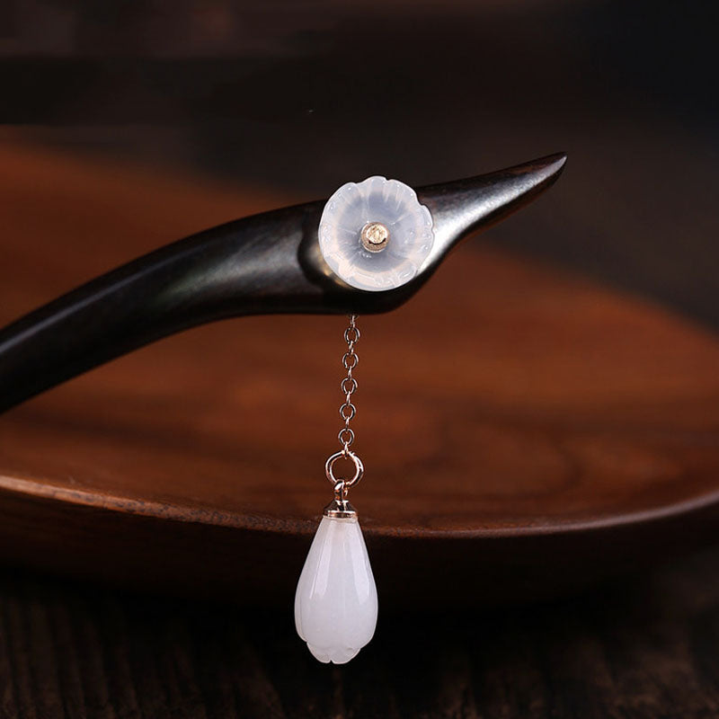 Calm White Hair Stick