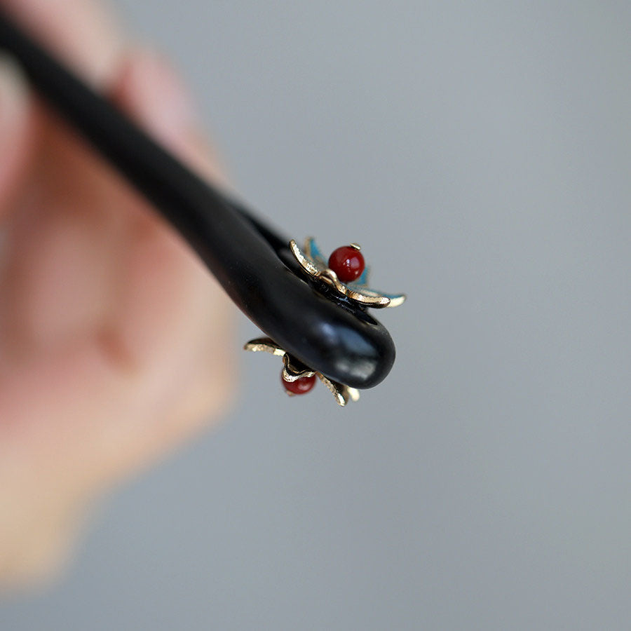 Quiet Enamel Bloom Hair Stick