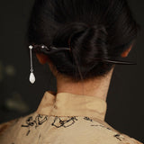 Magnolia Pearl-Shaped Jade Hair Stick