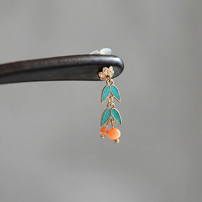 Hushed Form Hair Stick