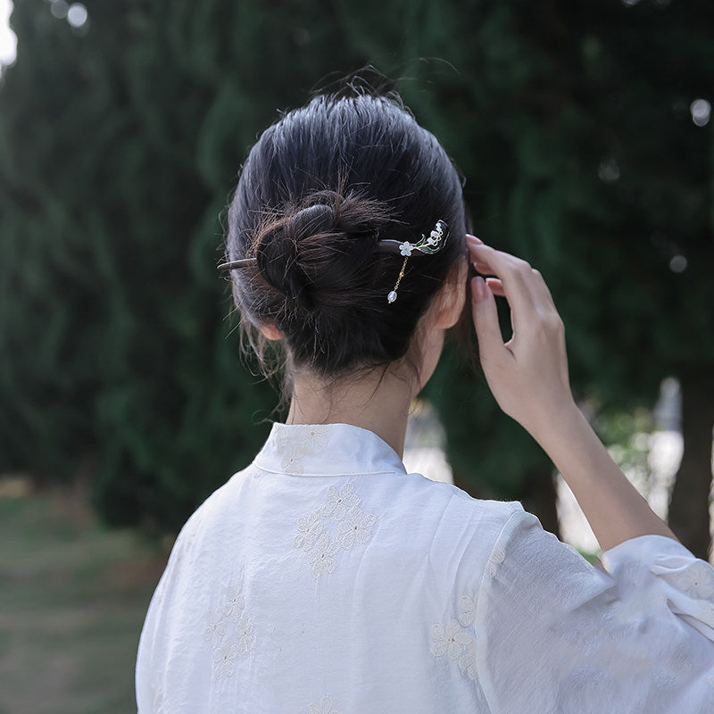 White Jasmine Dangle Hair Stick