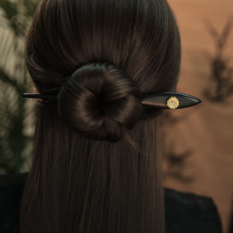 Noir Pearl Hair Stick