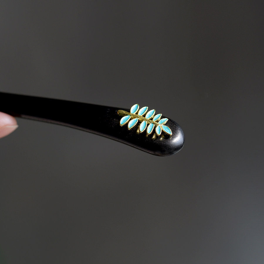 Gilded Leaf Hair Stick