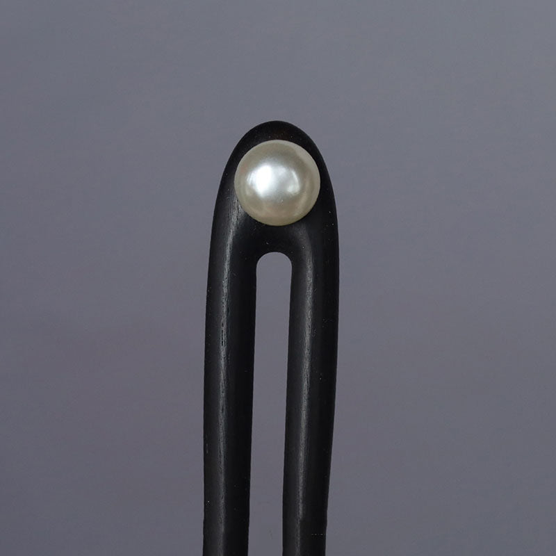 Centered Pearl Hair Stick