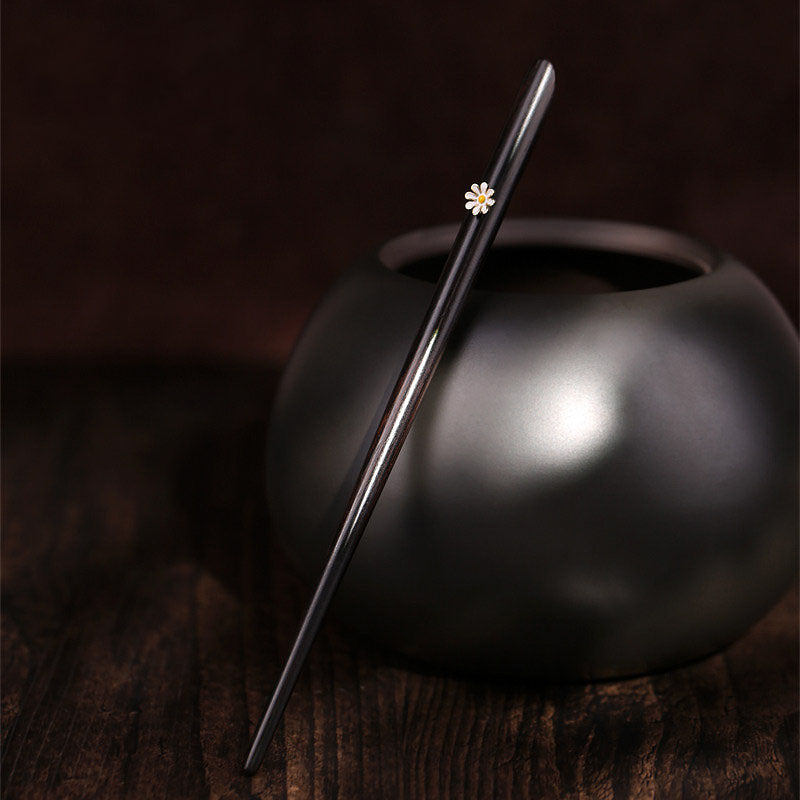 Chamomile Dot Hair Stick