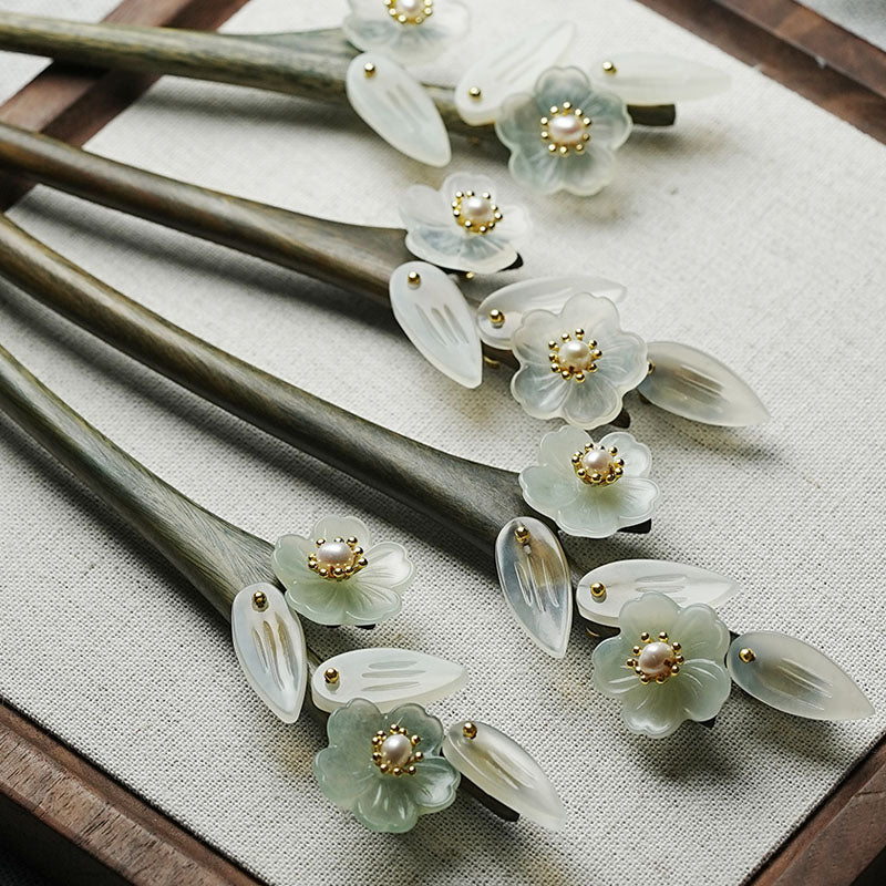 Gardenia Jade Hair Stick