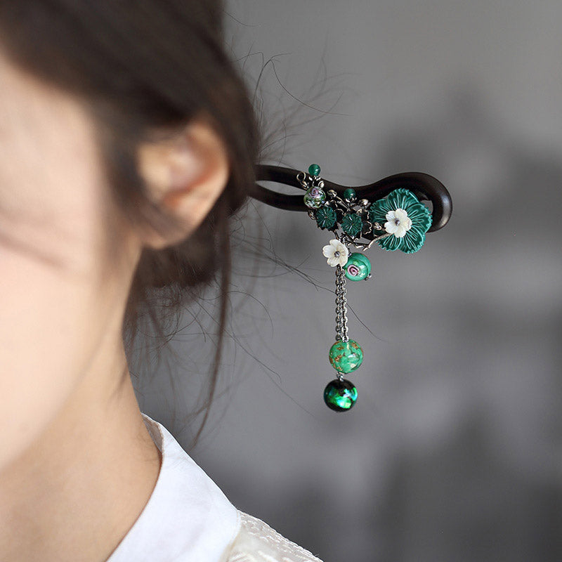 Verdant Dangle Hair Stick