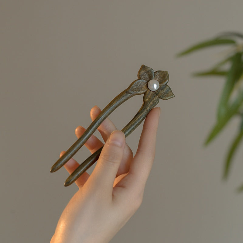 Carved Blossom Pearl Hair Fork