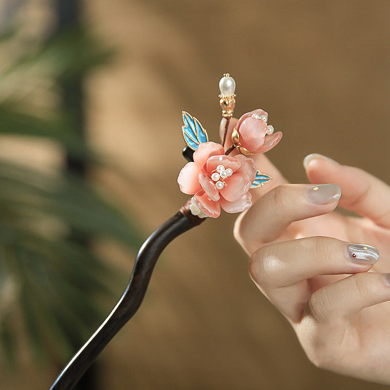 Soft Bloom Elegance Hair Stick