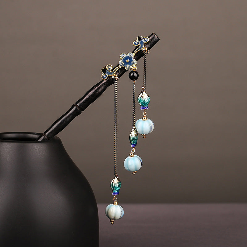 Porcelain Dangle Hair Stick