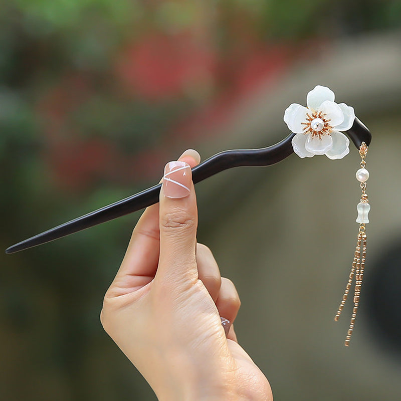 Ebony Snowflower Hair Stick