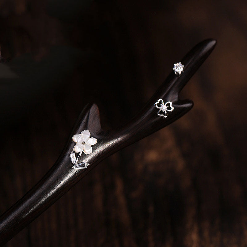 Minimal Blossom Hair Stick