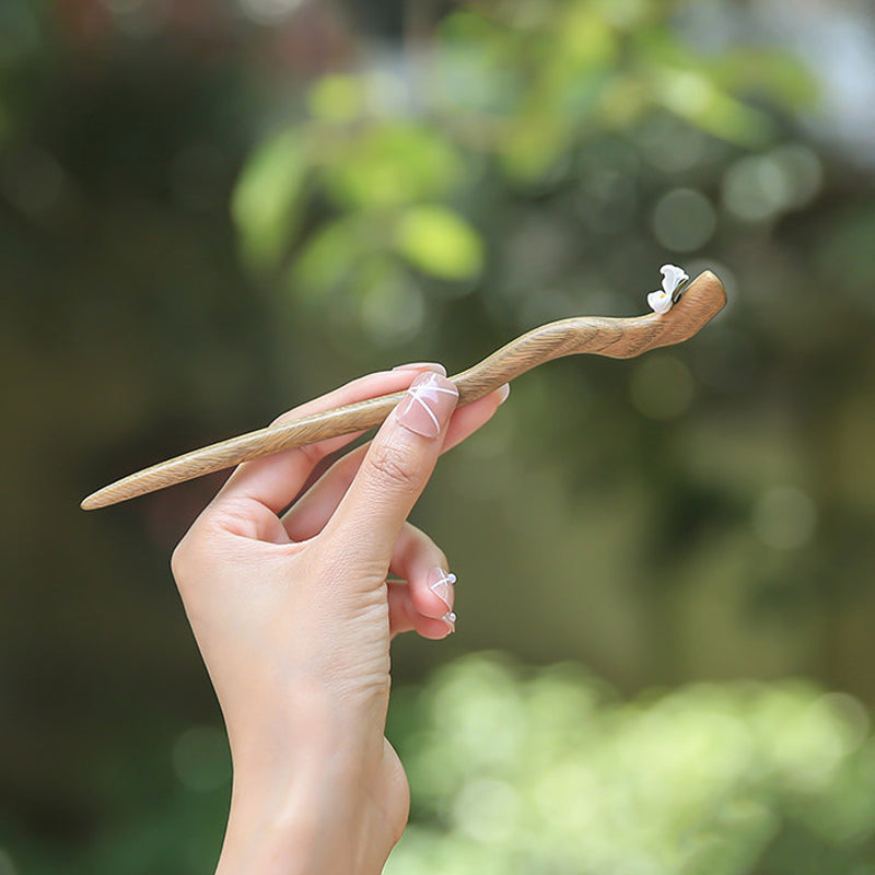 Minimal Gardenia Hair Stick