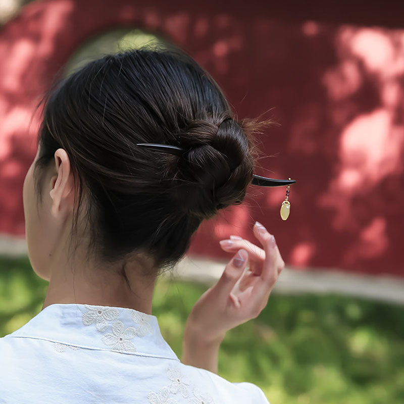Ruyi Charm Ebony Hair Stick