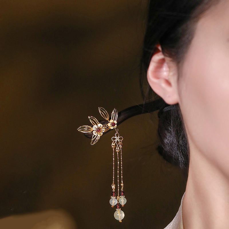 Shell Petal Drop Hair Stick