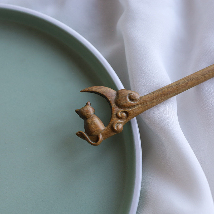 Moonlit Cat Hair Stick