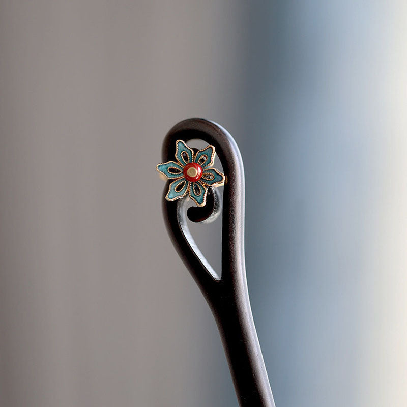 Quiet Enamel Bloom Hair Stick