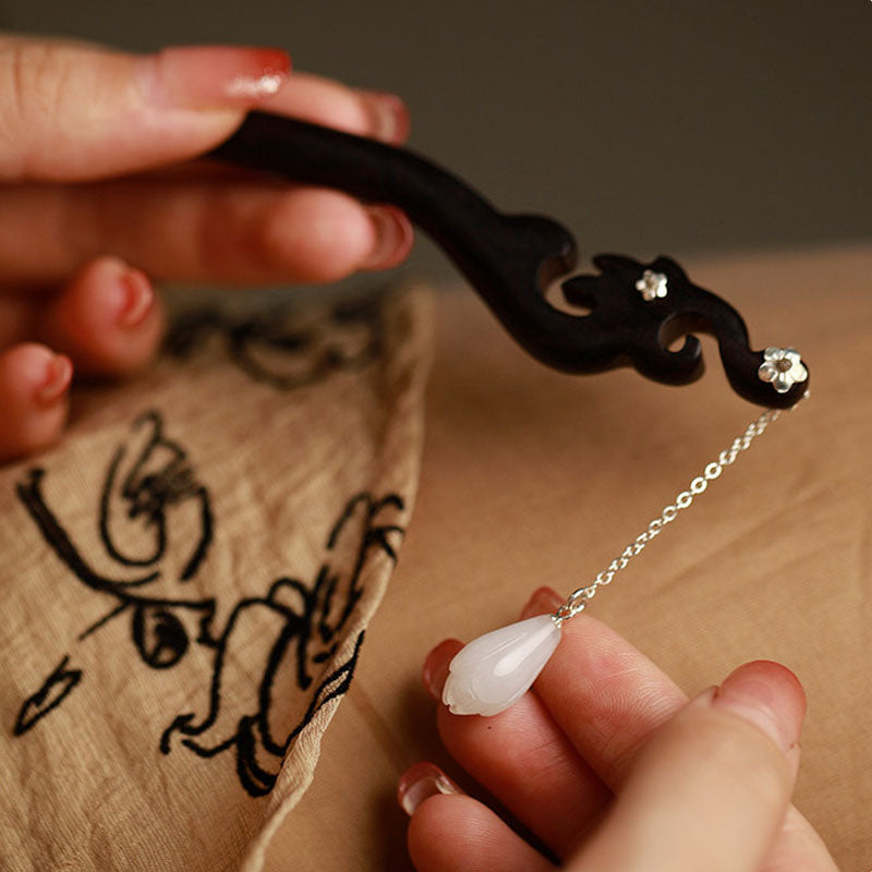 Magnolia Pearl-Shaped Jade Hair Stick