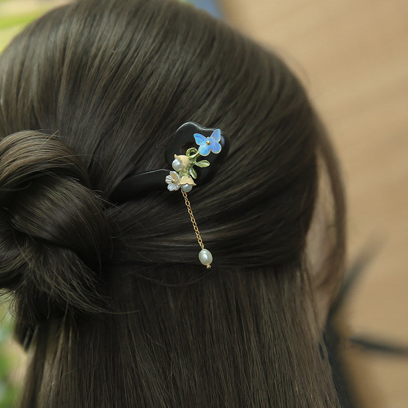 Moonlit Pearl Hair Stick