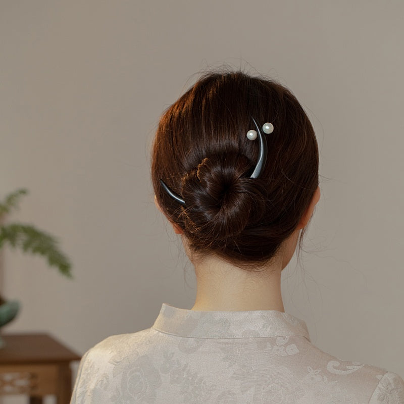 Crescent Baroque Pearl Hair Stick