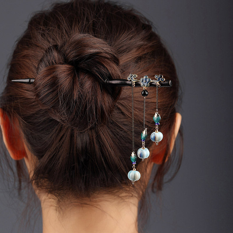 Porcelain Dangle Hair Stick