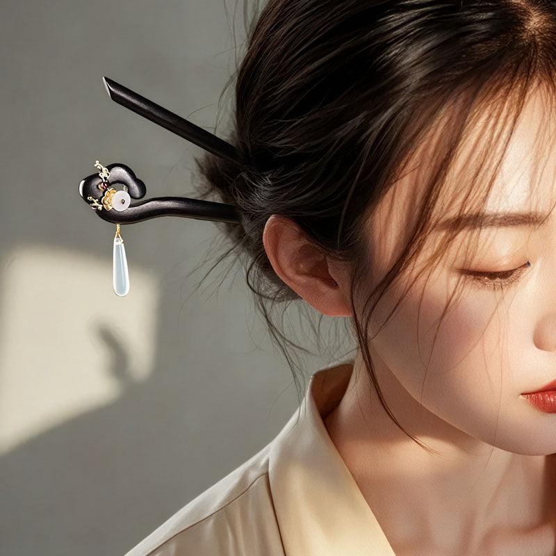 Cloudfall Pendant Hair Stick