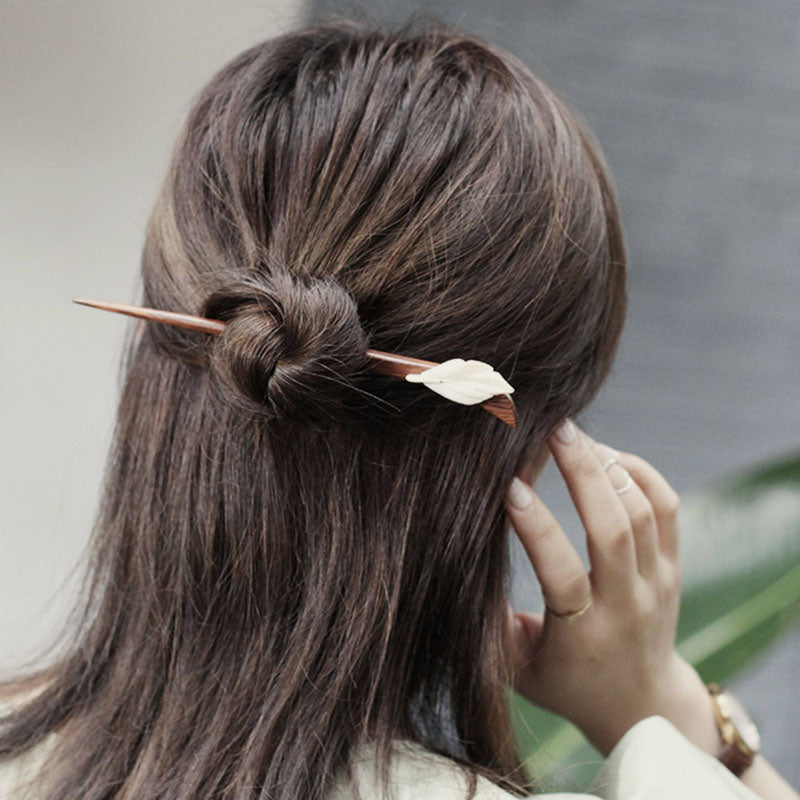 Feather Arc Hair Stick