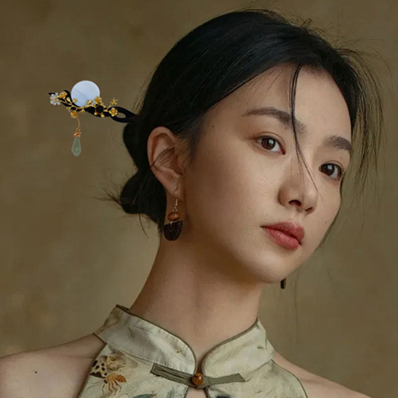 Qingwu Hetian jade hairpin, ancient costume, ancient style, stepping tassels, national style, sandalwood, shells, magnolia flowers, cheongsam, hairpins, hairpins