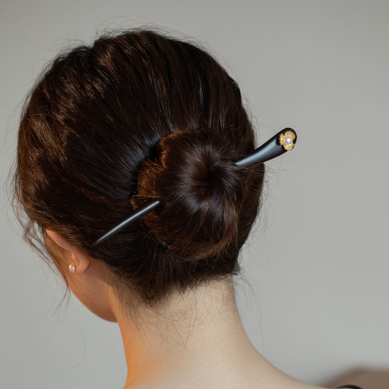 Golden Pearl Blossom Hair Stick