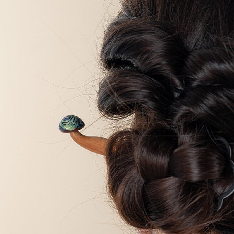 Lacquer Blossom Sandalwood Hair Stick