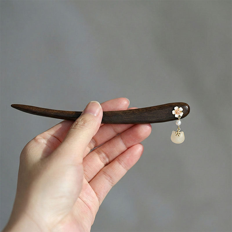 Silent Flower Cat Hair Stick